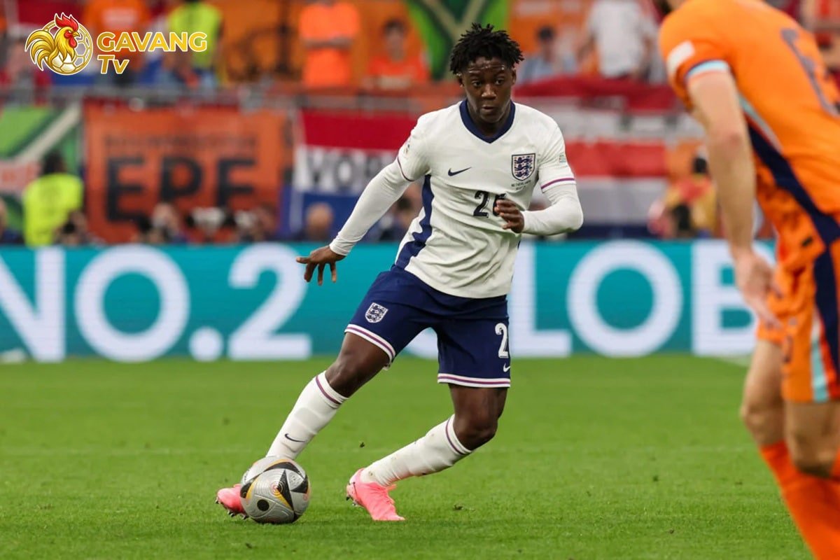 Kobbie Mainoo trưởng thành từ học viện Carrington của Manchester United