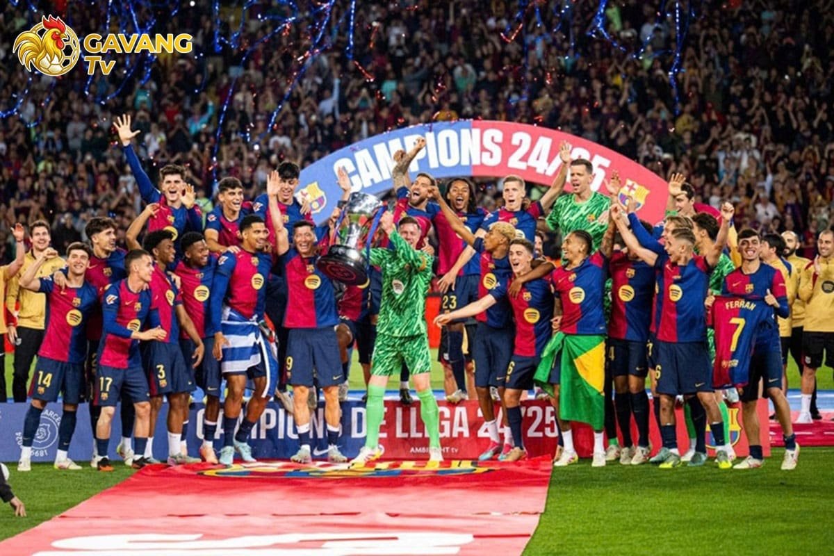 Barca thống trị Tây Ban Nha dưới thời HLV Hansi Flick